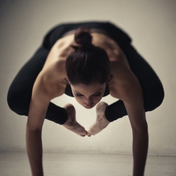 Meet your Posher, Jennifer - Picture 1 of 1